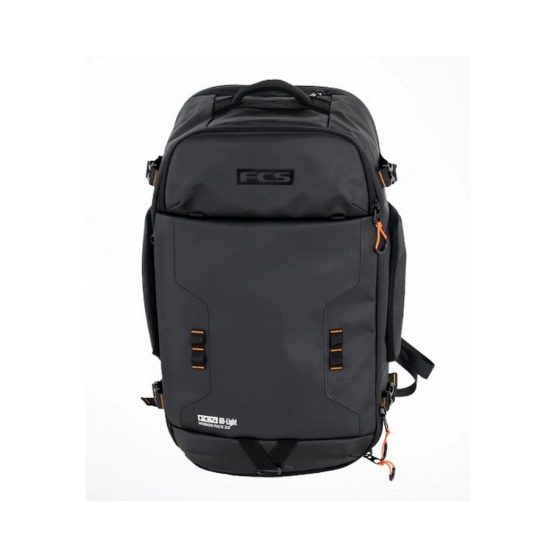 Discover the FCS Mission 40L rucksack and its storage compartments