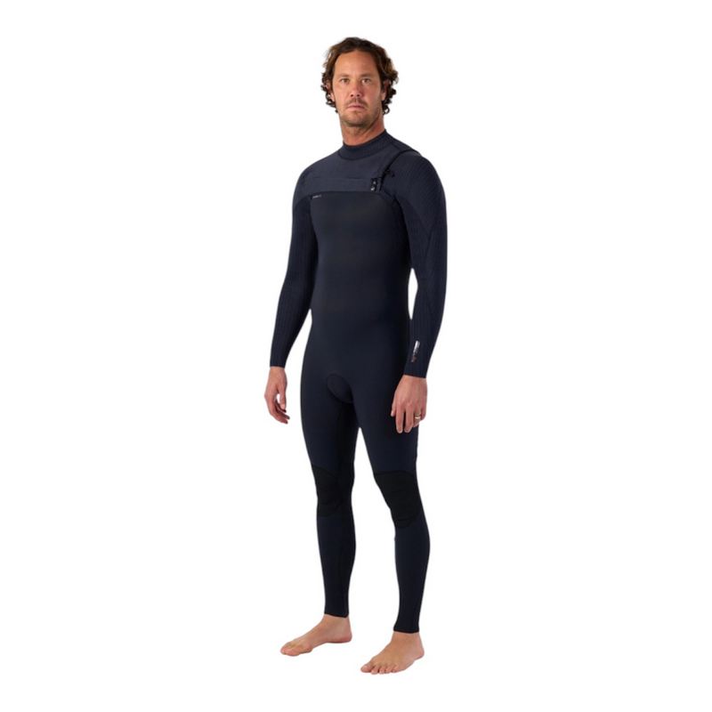 O'Neill Hyperfreak 4/3+ Chest Zip: Warmth and Freedom